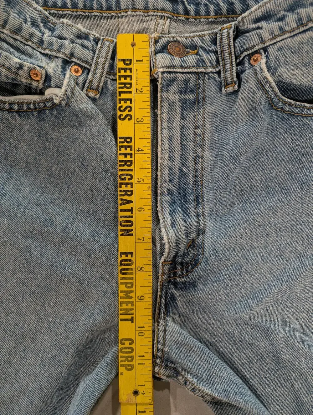 Levi's 550 Jeans Mens 34x30 Blue Light Wash Relaxed Fit Tapered Denim Red Tab